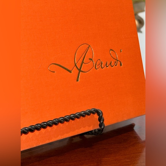 Gaudi- The Visionary Preface by Salvador Dali A Studio Book by Viking New York - Picture 3 of 16